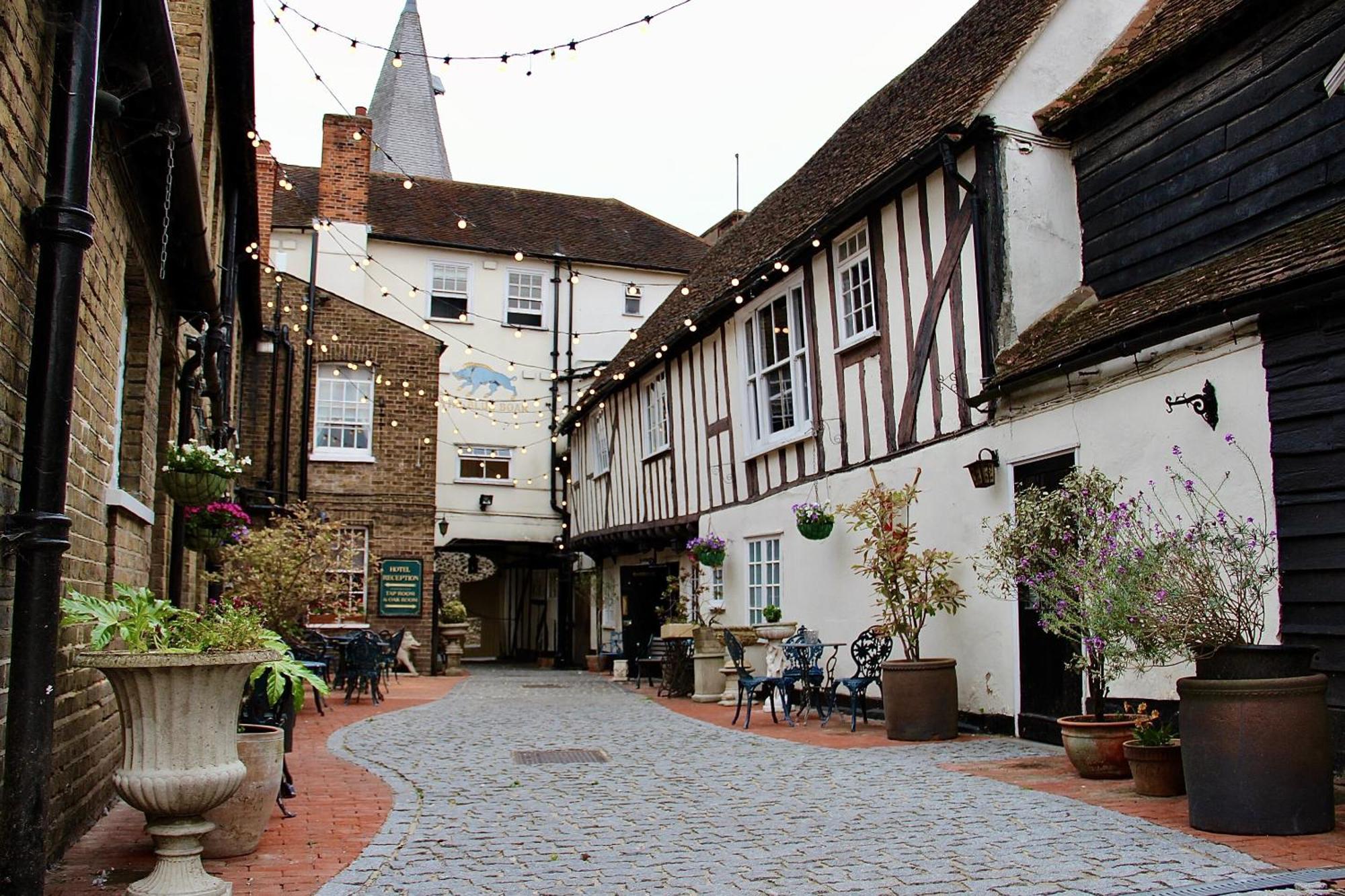 Blue Boar Hotel 몰든 외부 사진