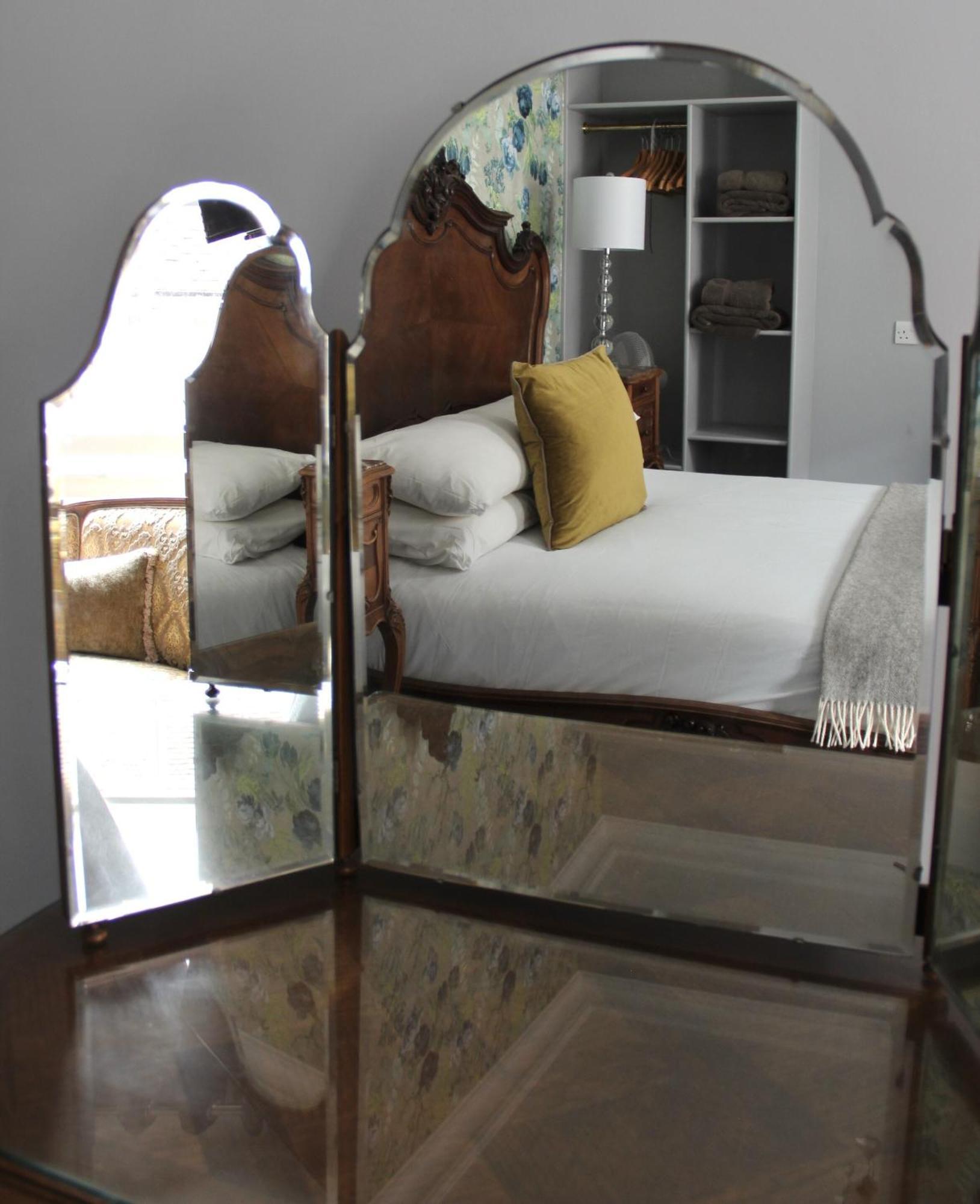 Blue Boar Hotel 몰든 객실 사진